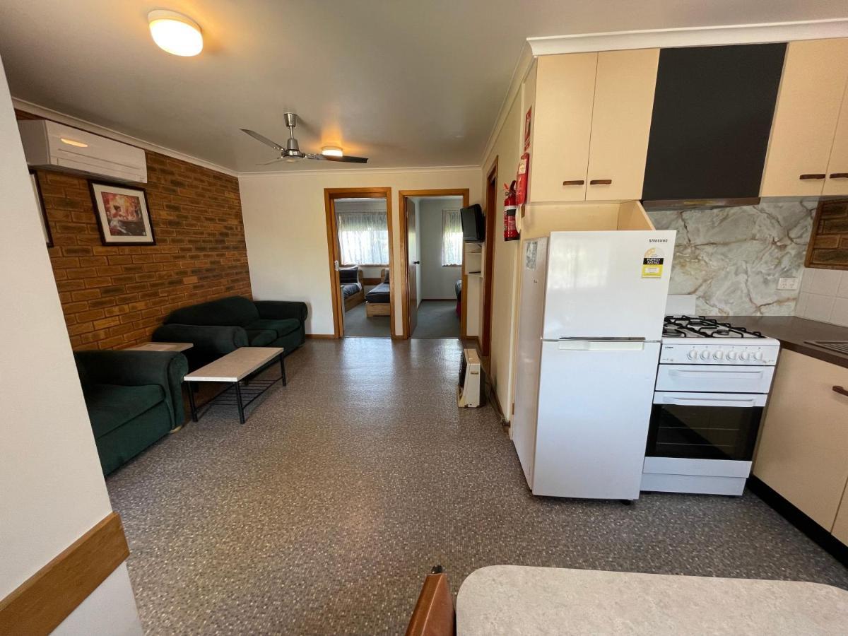 Marlo Caravan Park & Motel Ngoại thất bức ảnh